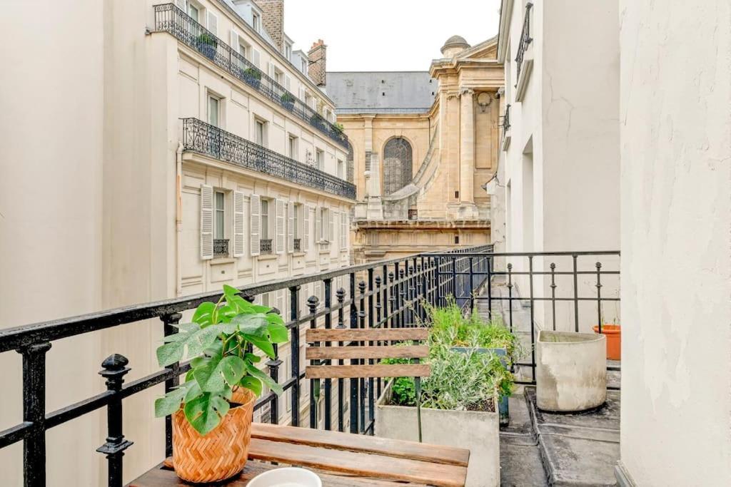 Appartement Petit Cosy A Saint-germain-des-pres Et Jardin Du Luxembourg Parijs